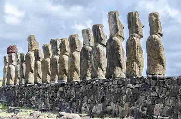 66 - Chile - isla de Rapa Nui o Pascua - Ahu Tongariki
